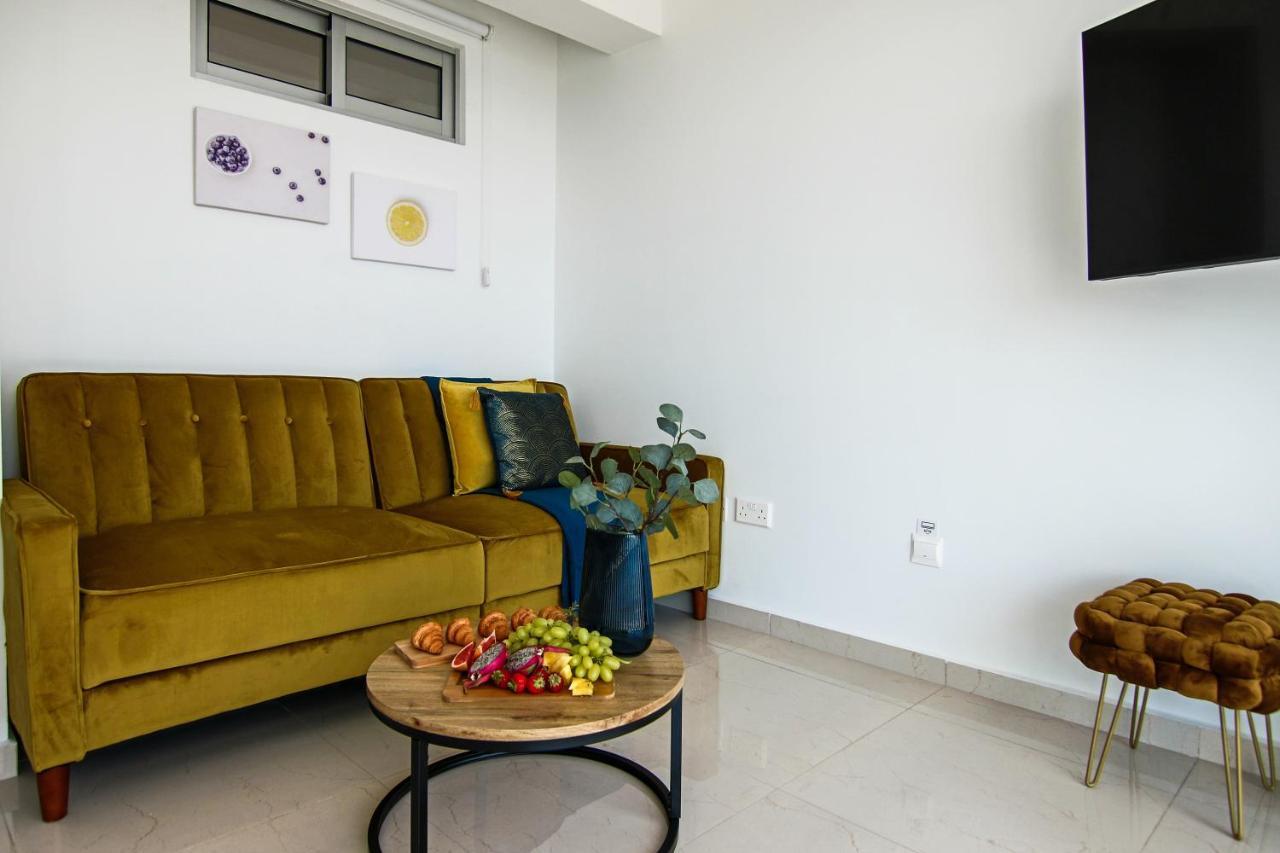 Appartement Phaedrus Living: Seaview Gold Flat Lighthouse 48 à Paphos Extérieur photo