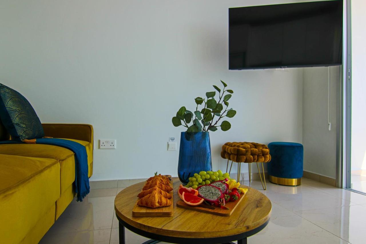 Appartement Phaedrus Living: Seaview Gold Flat Lighthouse 48 à Paphos Extérieur photo