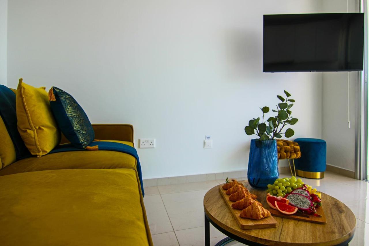 Appartement Phaedrus Living: Seaview Gold Flat Lighthouse 48 à Paphos Extérieur photo